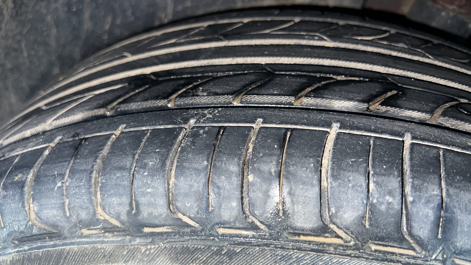 Used 2017 Hyundai Creta 1.6 SX Plus AT Petrol Petrol Automatic tyres LEFT REAR TYRE TREAD VIEW