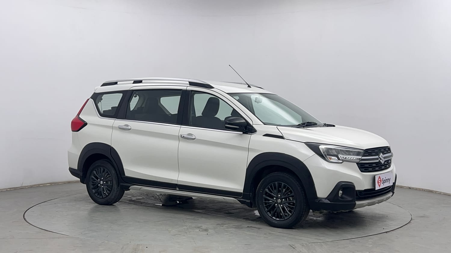 Used 2021 Maruti Suzuki XL6 Zeta MT Petrol Petrol Manual exterior RIGHT FRONT CORNER VIEW