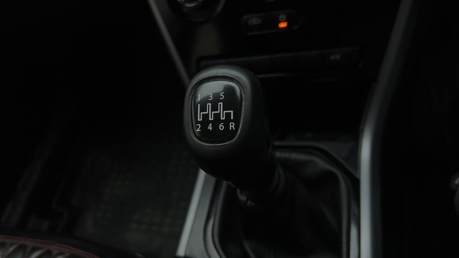 Used 2023 Tata Nexon XM (S) Petrol Manual interior GEAR  KNOB VIEW