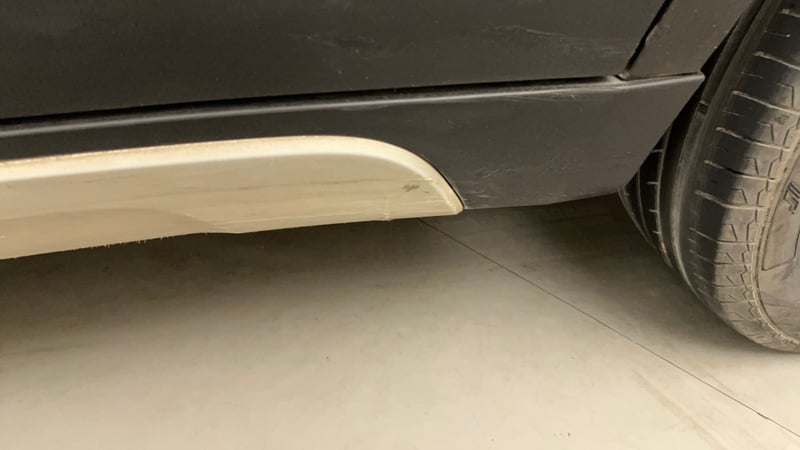 Used 2017 Maruti Suzuki S-Cross Zeta 1.3 Diesel Manual dents MINOR SCRATCH