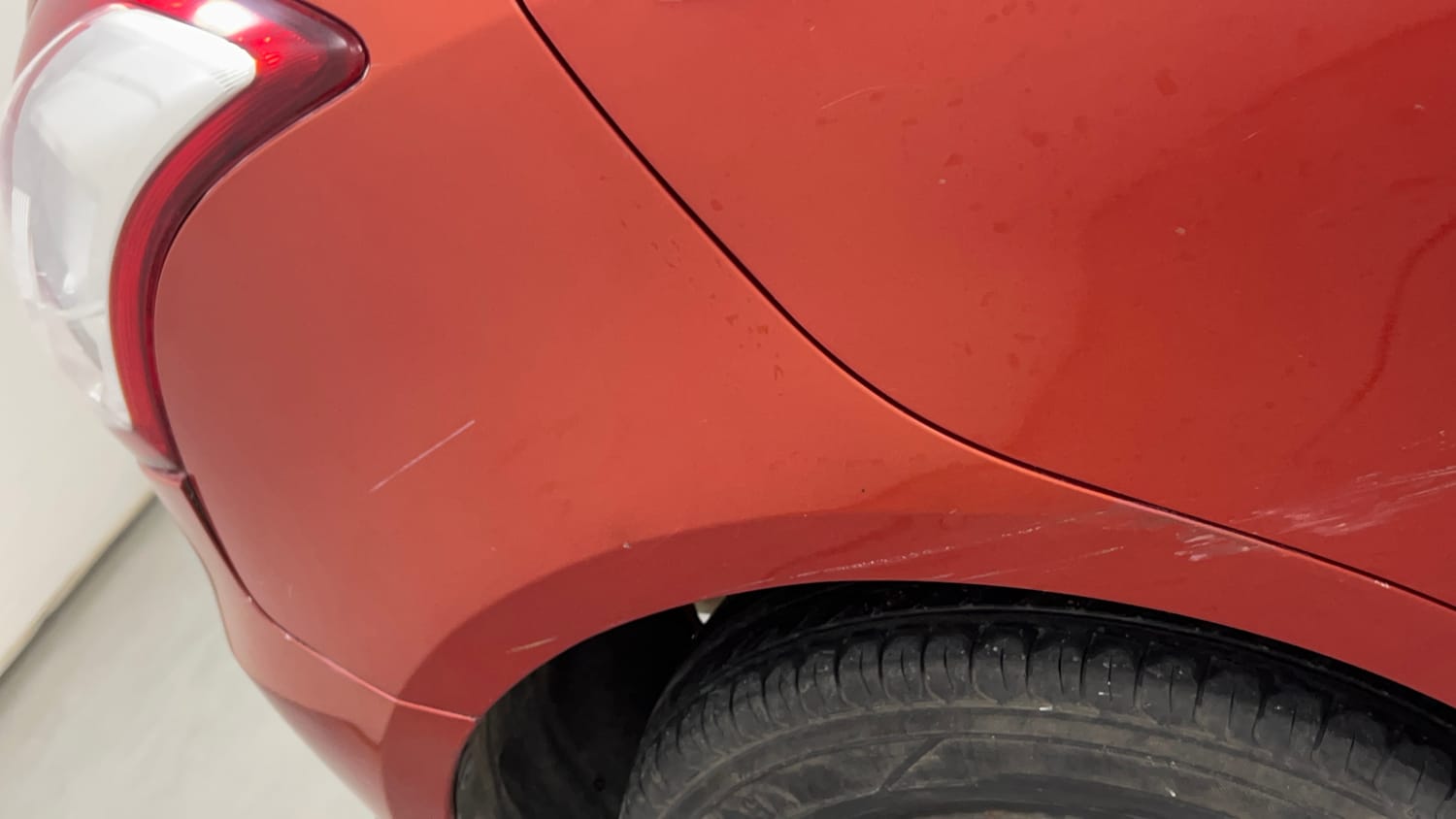 Used 2014 Maruti Suzuki Swift VXi Petrol Manual dents MINOR DENT
