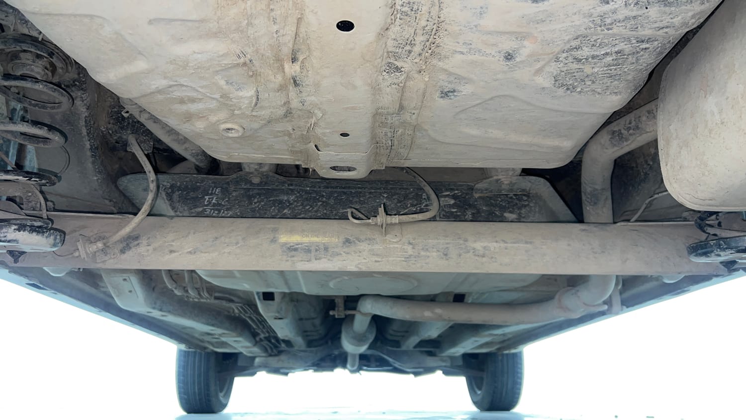 Used 2023 Tata Nexon XM (S) Petrol Manual extra REAR UNDERBODY VIEW (TAKEN FROM REAR)