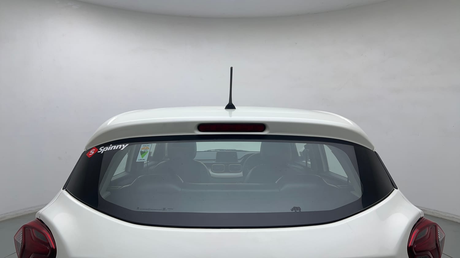 2023 Tata Punch Accomplished MT-9