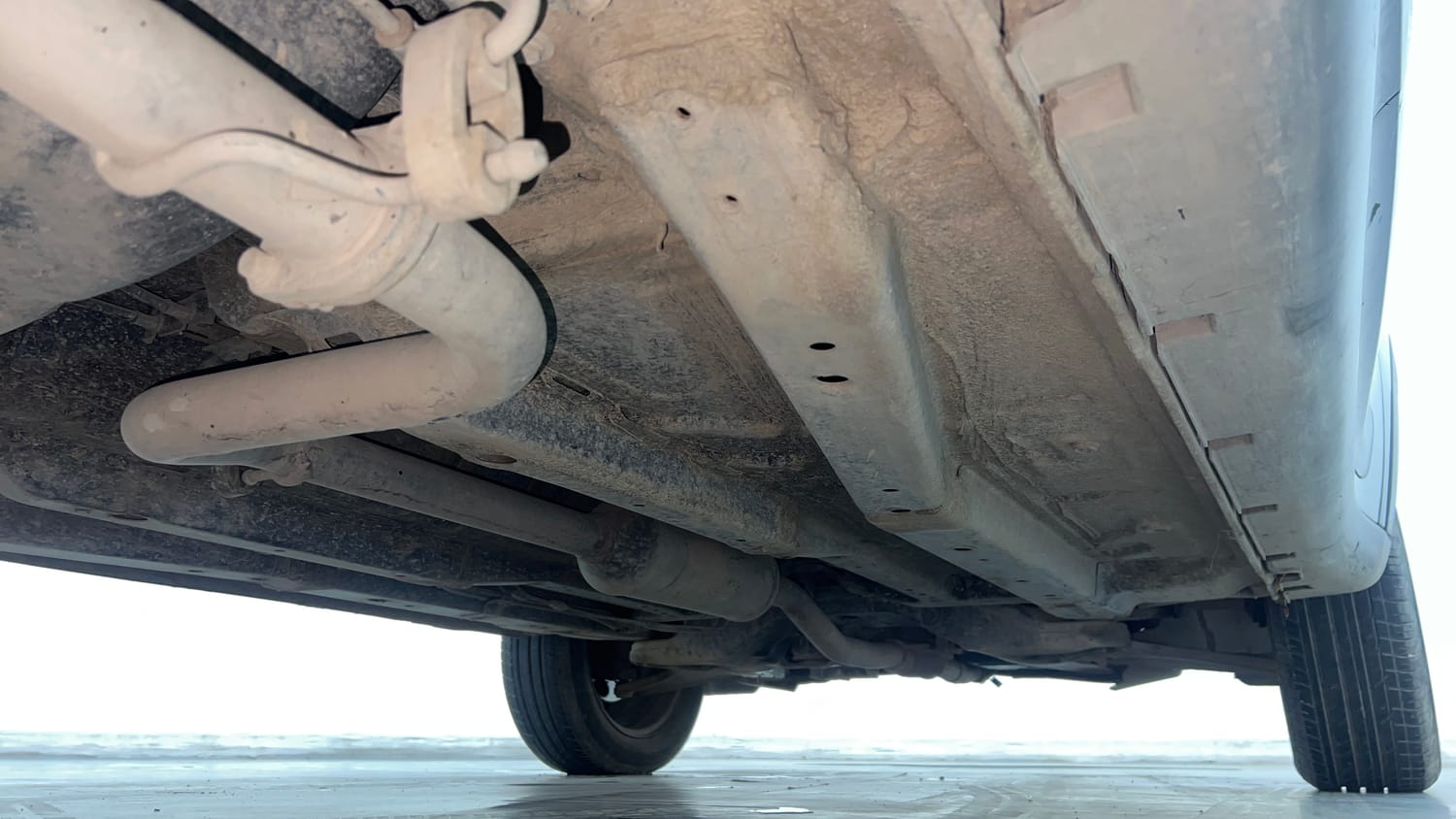 Used 2023 Tata Nexon XM (S) Petrol Manual extra REAR RIGHT UNDERBODY VIEW