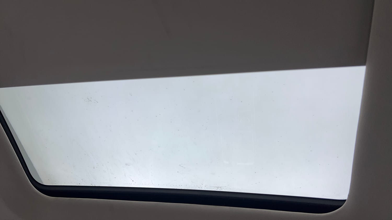 2023 Mahindra XUV700 AX 7 Petrol AT Luxury Pack 7 STR-43