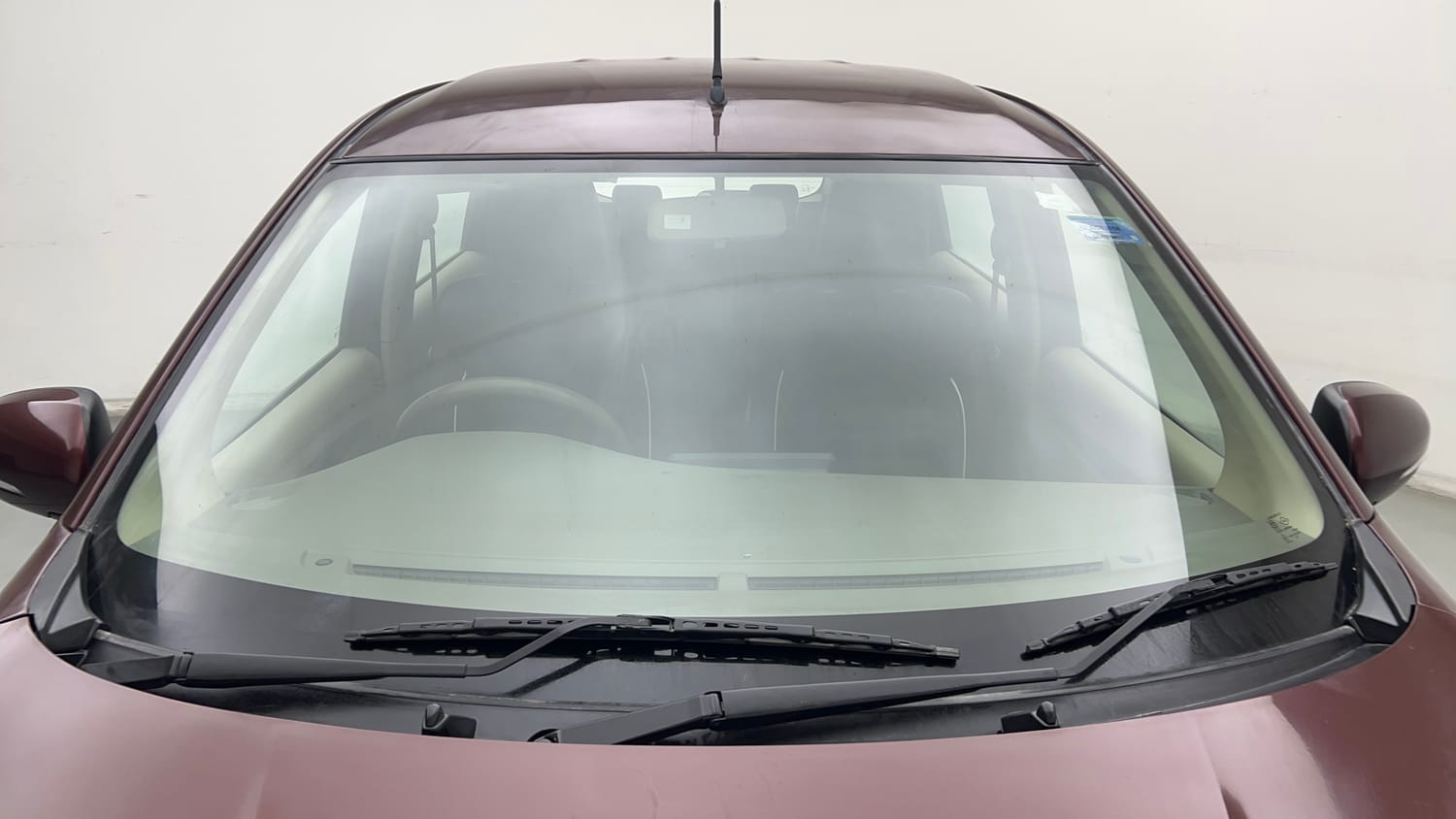 Used 2022 Maruti Suzuki Ertiga ZXi Plus Petrol Manual exterior FRONT WINDSHIELD VIEW