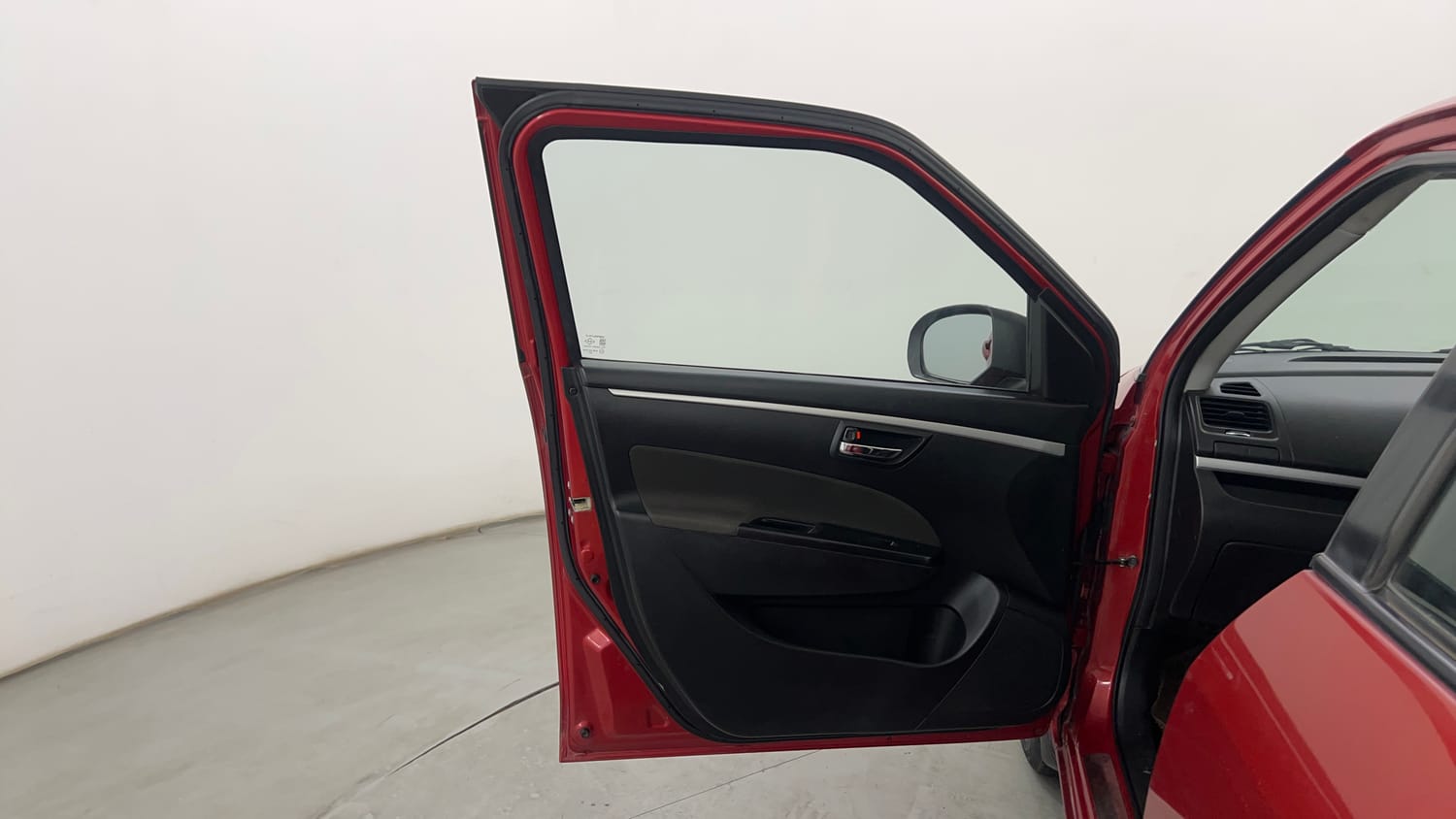 Used 2014 Maruti Suzuki Swift VXi Petrol Manual interior LEFT FRONT DOOR OPEN VIEW