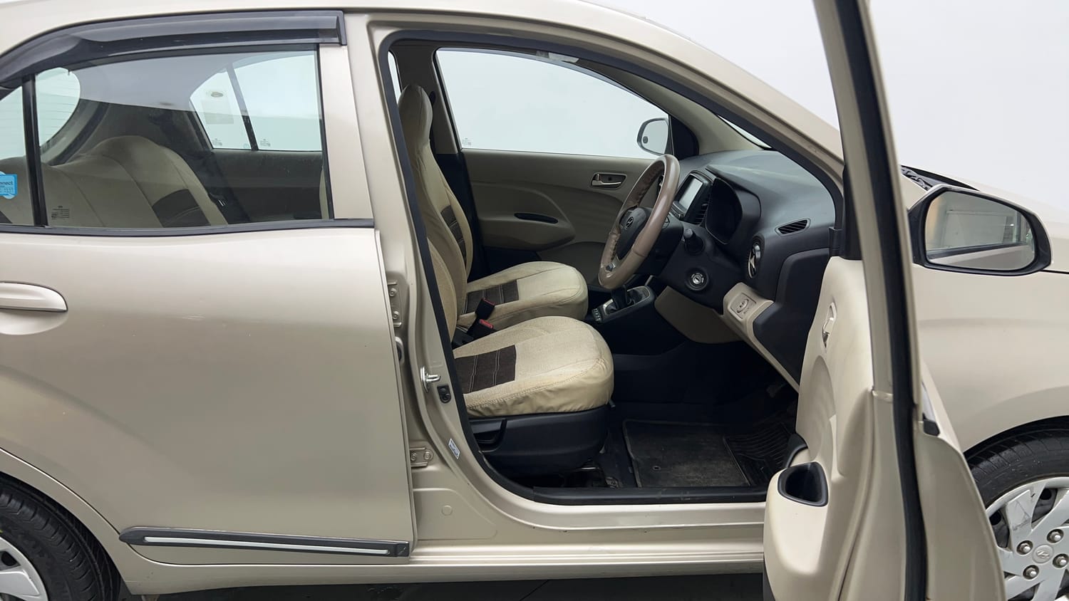2019 Hyundai Santro Sportz-17