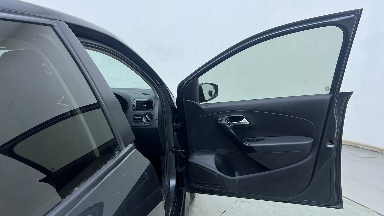 Used 2021 Volkswagen Polo Comfortline 1.0L MPI Petrol Manual interior RIGHT FRONT DOOR OPEN VIEW