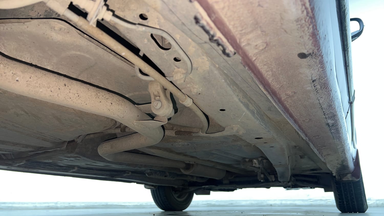 Used 2022 Maruti Suzuki Ertiga ZXi Plus Petrol Manual extra REAR RIGHT UNDERBODY VIEW