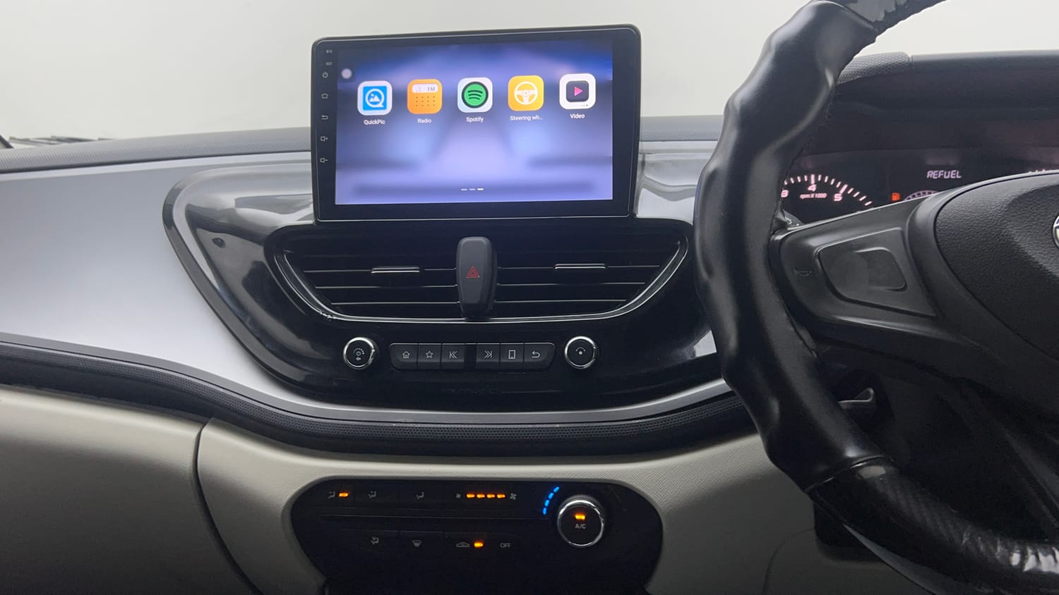 2022 Tata Altroz XE Plus Petrol-13