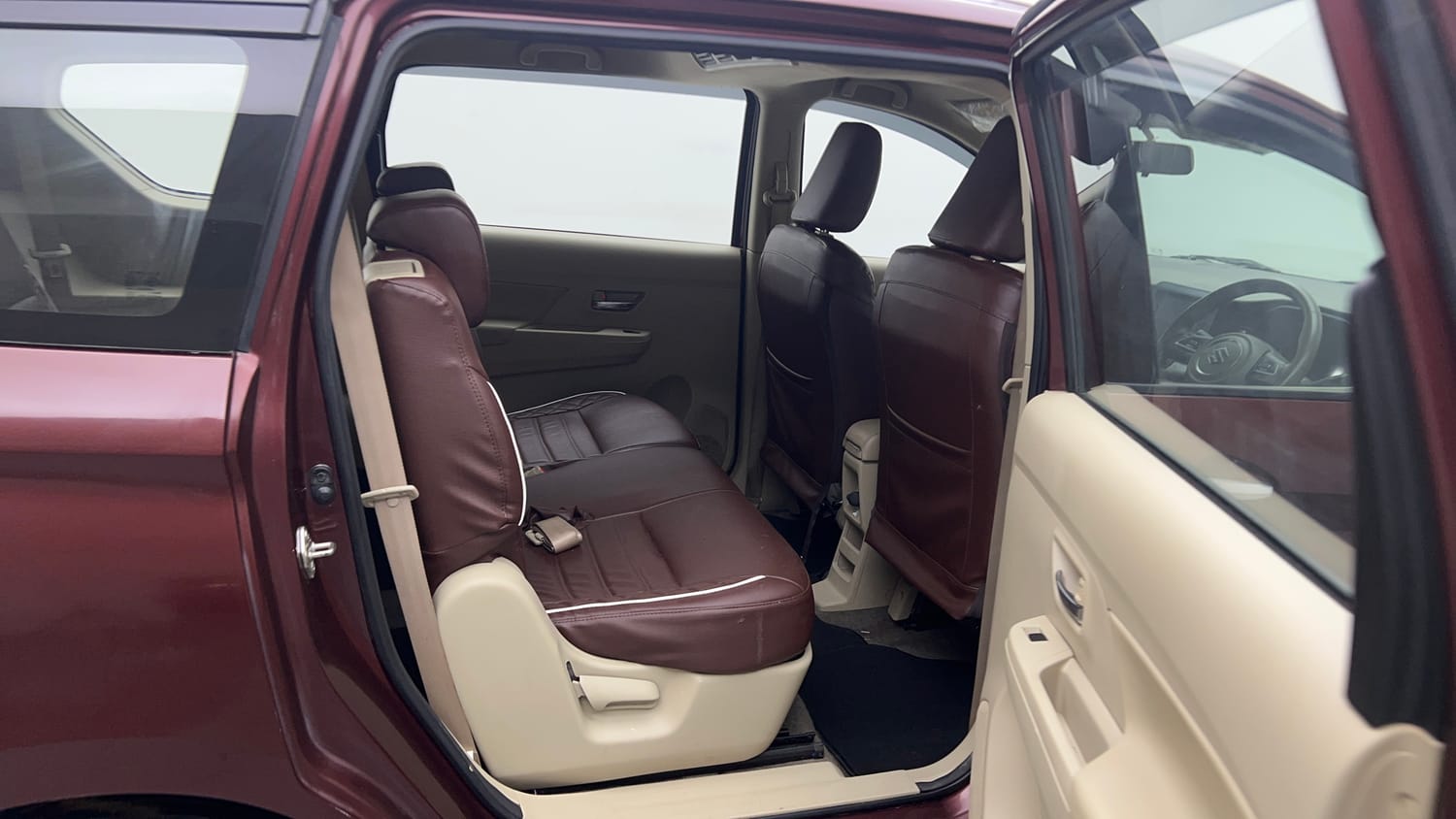 Used 2022 Maruti Suzuki Ertiga ZXi Plus Petrol Manual interior RIGHT SIDE REAR DOOR CABIN VIEW