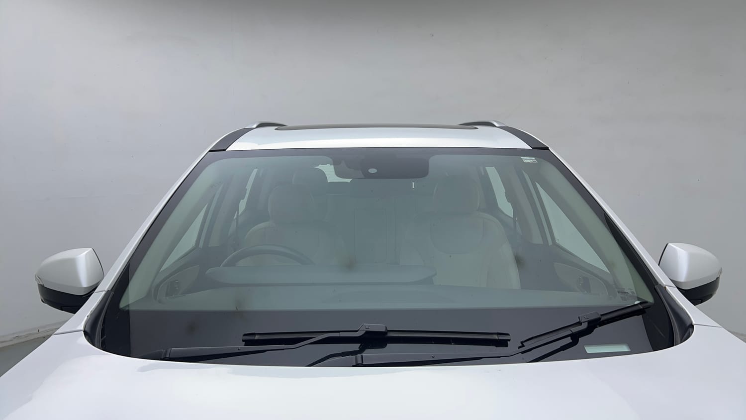 2023 Mahindra XUV700 AX 7 Petrol AT Luxury Pack 7 STR-8
