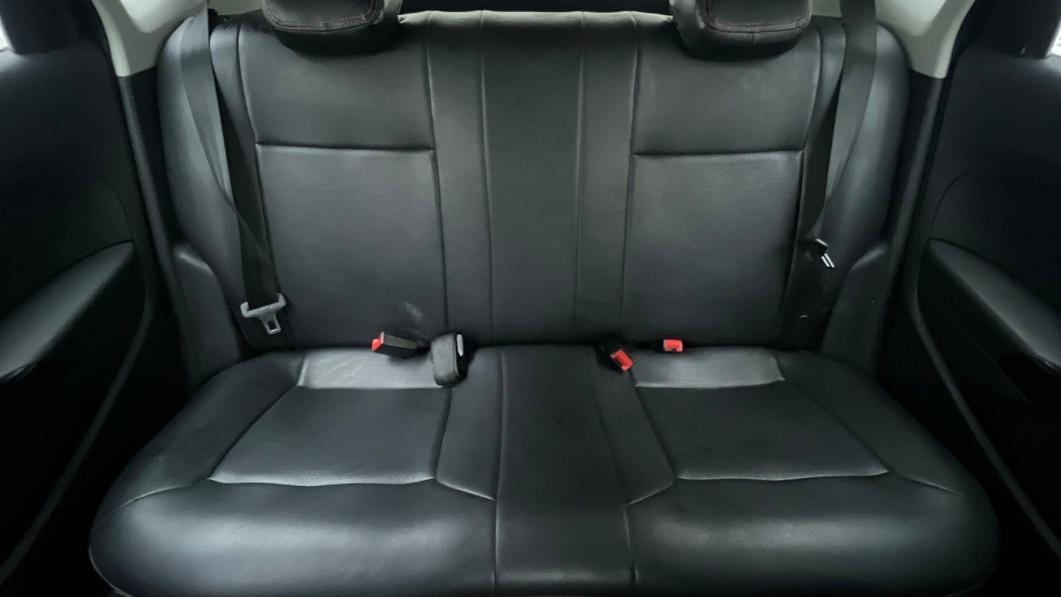 Used 2021 Volkswagen Polo Comfortline 1.0L MPI Petrol Manual interior REAR SEAT CONDITION VIEW