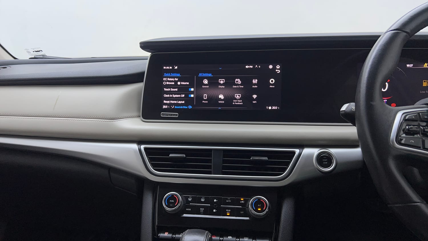2023 Mahindra XUV700 AX 7 Petrol AT Luxury Pack 7 STR-13