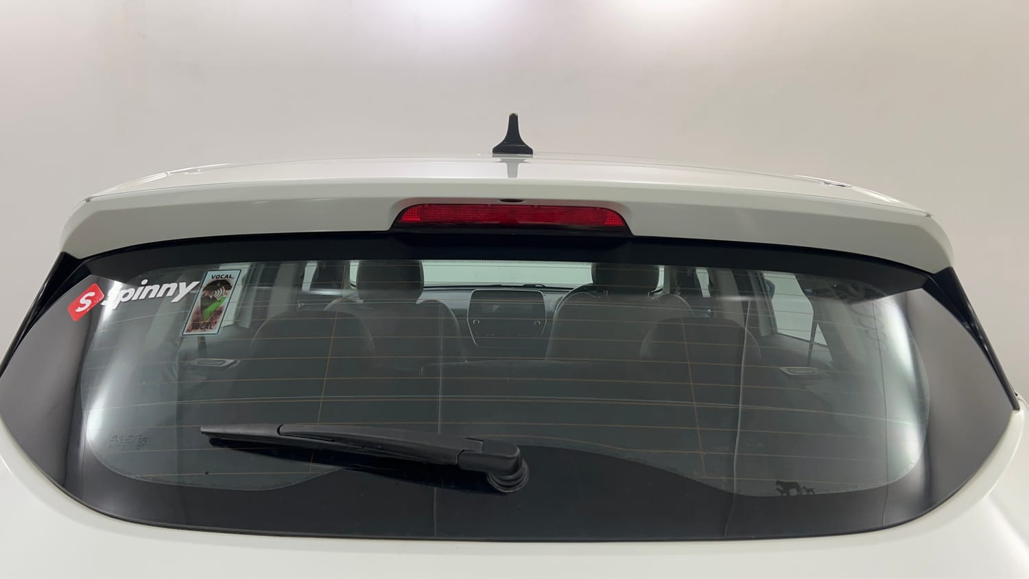 Used 2022 Tata Harrier XZS Diesel Manual exterior BACK WINDSHIELD VIEW