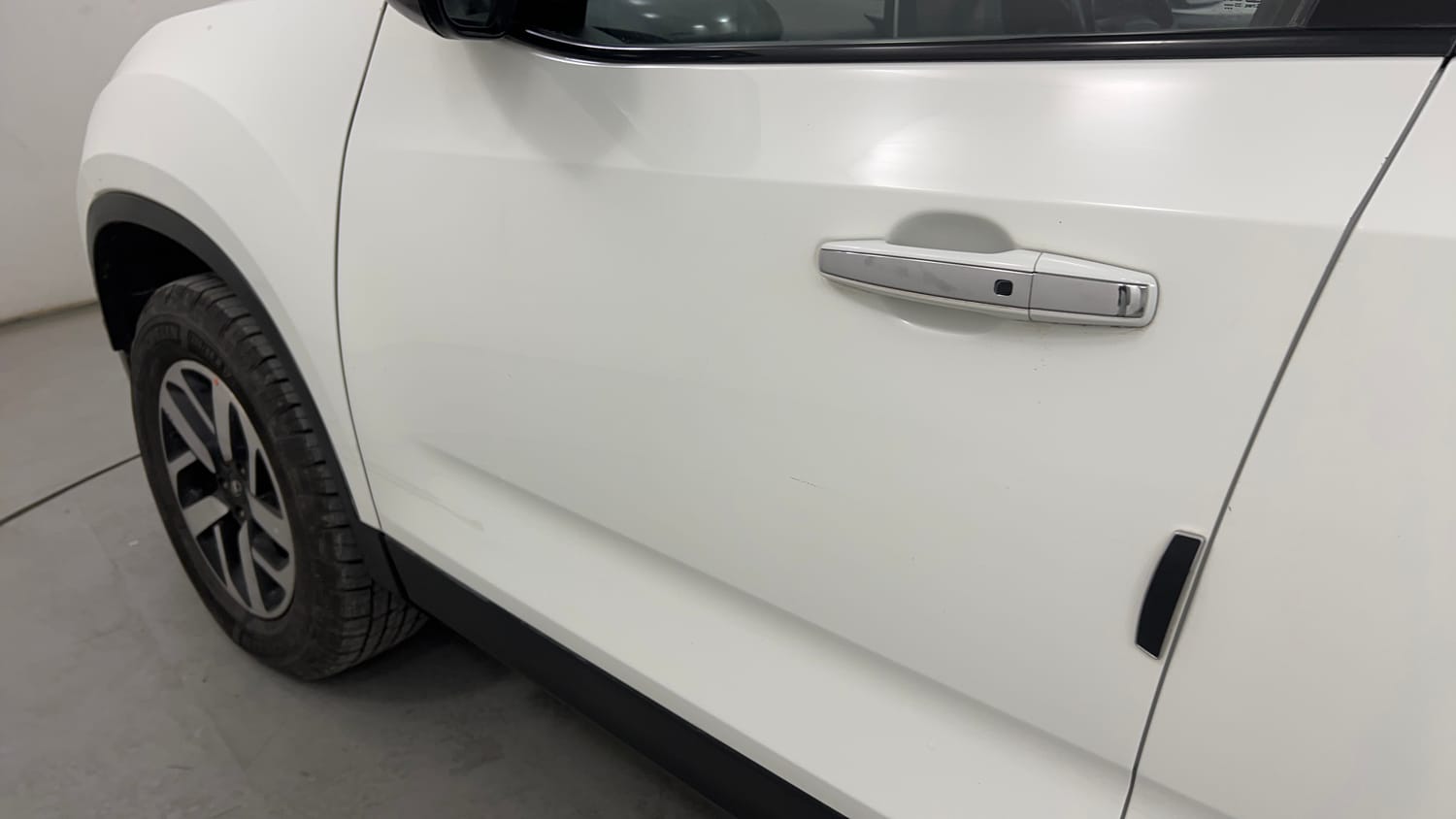 Used 2022 Tata Harrier XZS Diesel Manual dents MINOR SCRATCH