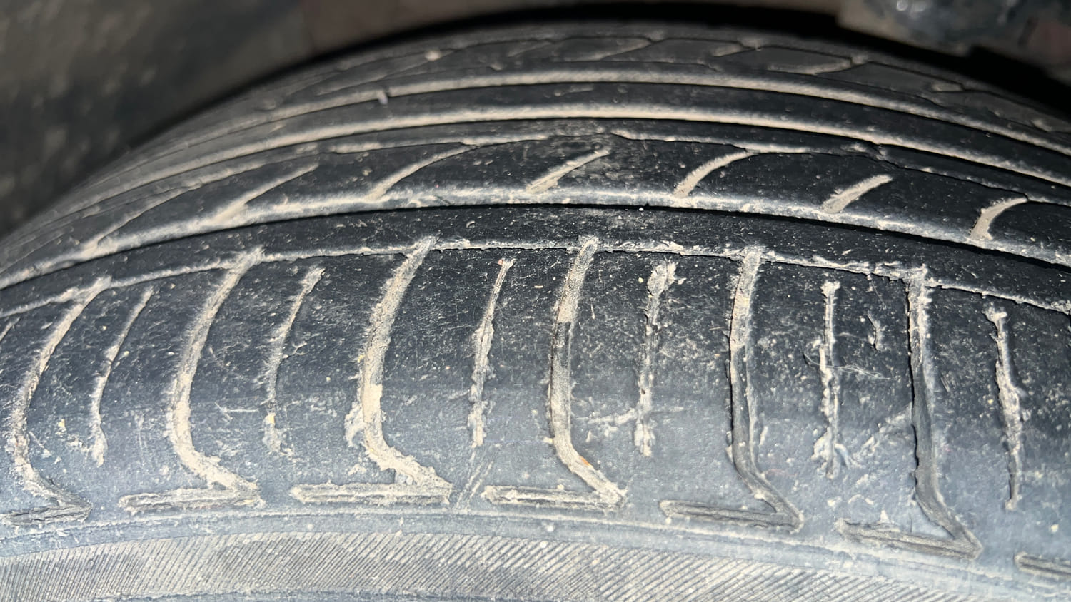 Used 2017 Hyundai Creta 1.6 SX Plus AT Petrol Petrol Automatic tyres LEFT FRONT TYRE TREAD VIEW