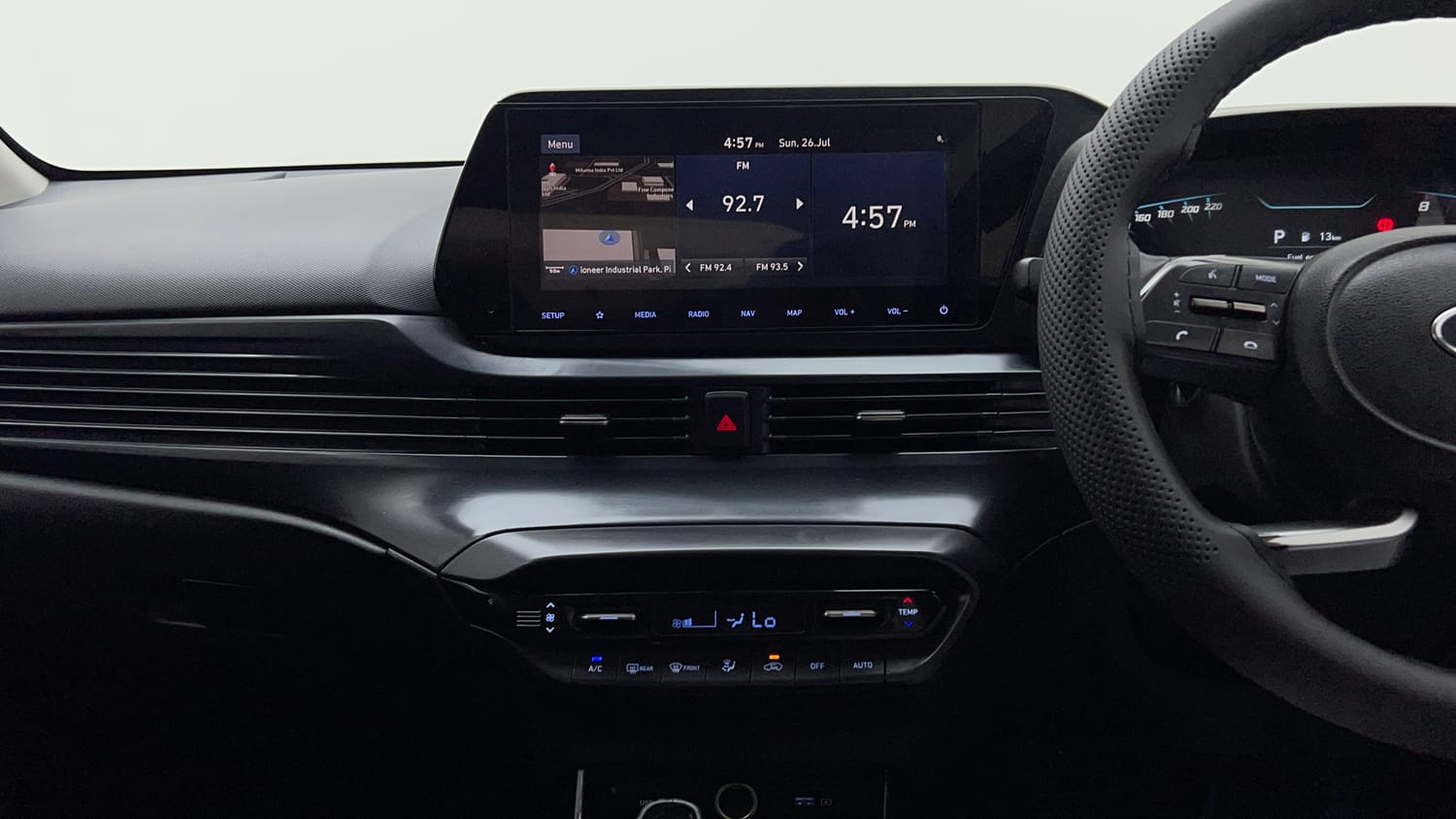 Used 2022 Hyundai New i20 Asta (O) 1.0 Turbo DCT Petrol Automatic interior MUSIC SYSTEM & AC CONTROL VIEW