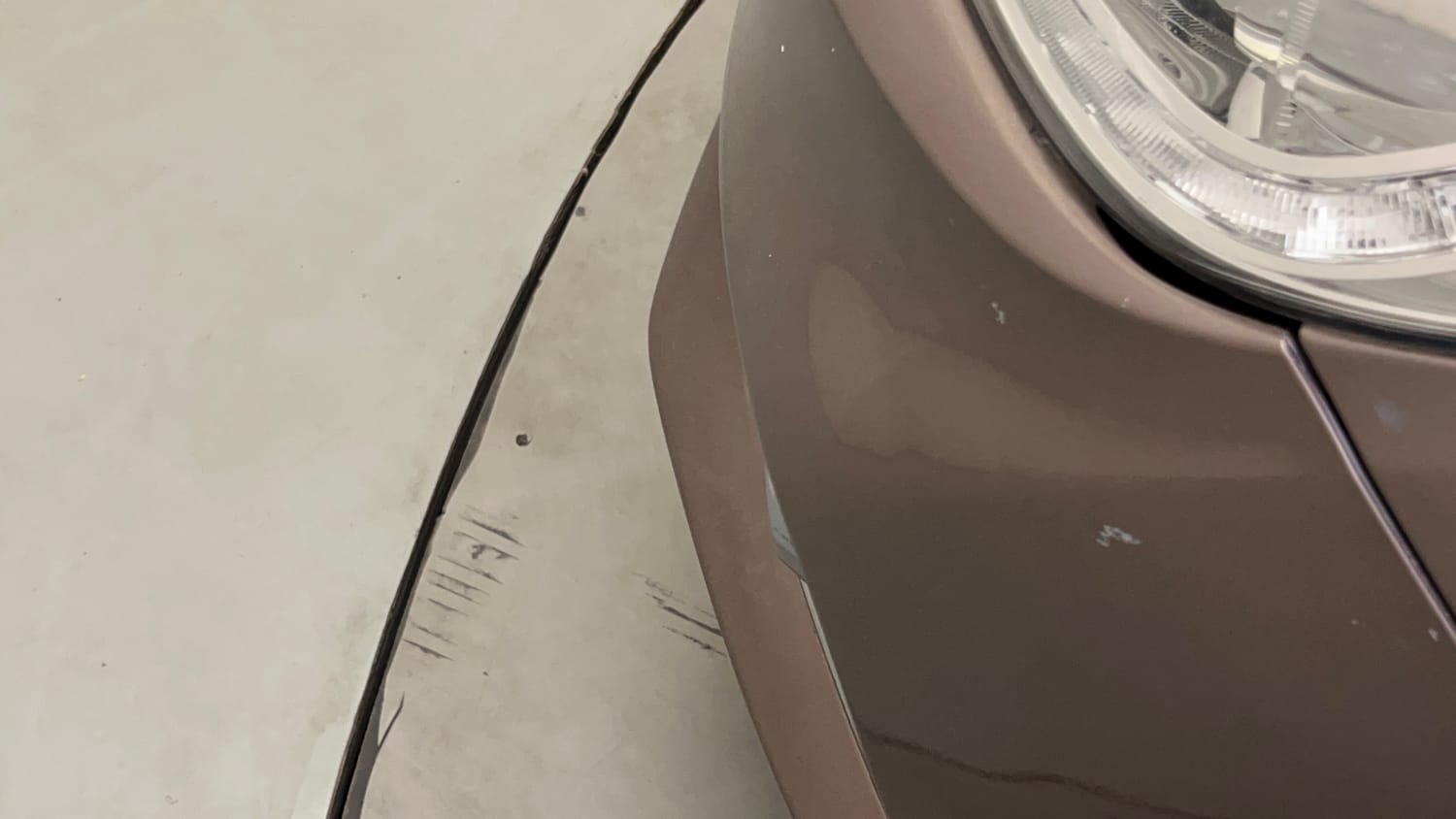 Used 2017 Hyundai Verna SX 1.6 VTVT Petrol Manual dents MINOR SCRATCH