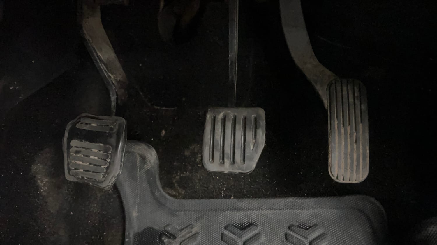 Used 2022 Tata Harrier XZS Diesel Manual interior PEDALS VIEW
