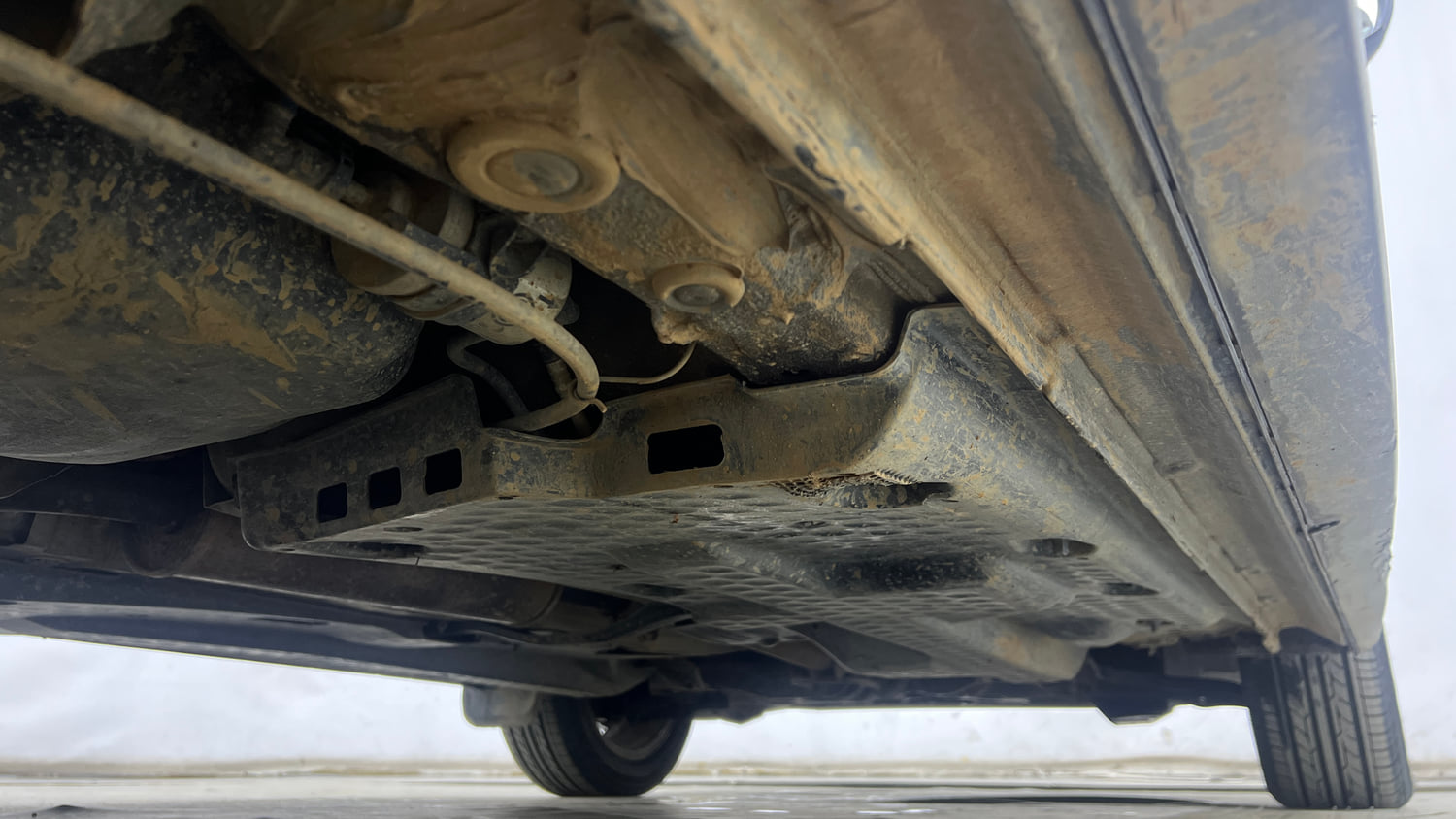 Used 2021 Volkswagen Polo Comfortline 1.0L MPI Petrol Manual extra REAR RIGHT UNDERBODY VIEW