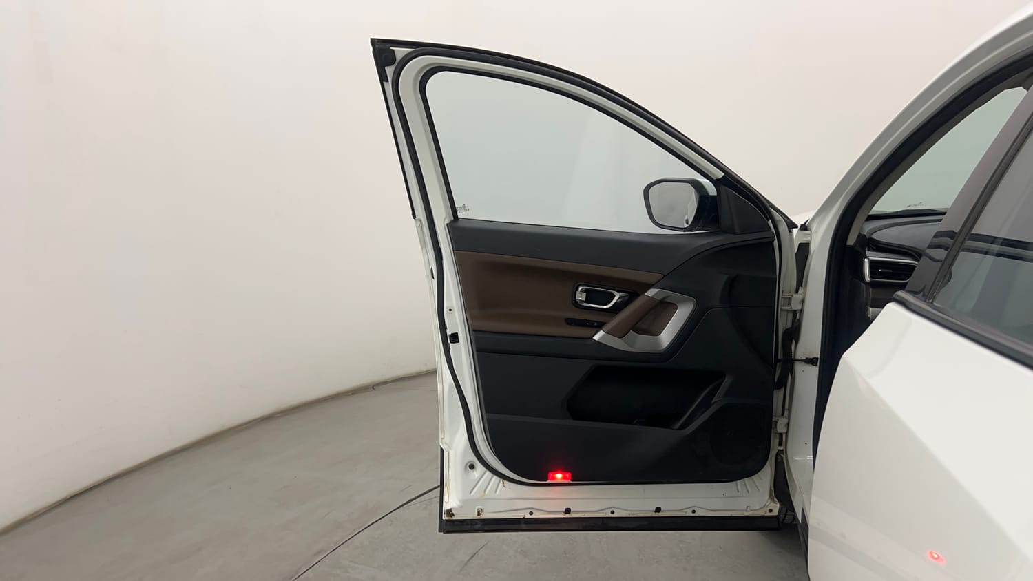 Used 2022 Tata Harrier XZS Diesel Manual interior LEFT FRONT DOOR OPEN VIEW
