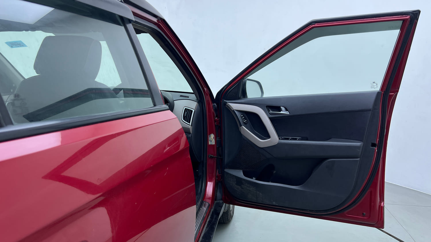 Used 2017 Hyundai Creta 1.6 SX Plus AT Petrol Petrol Automatic interior RIGHT FRONT DOOR OPEN VIEW