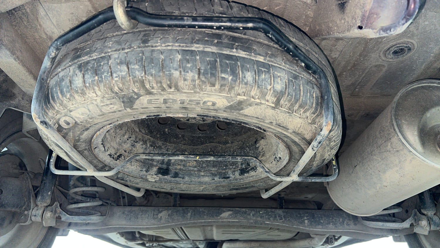 Used 2022 Maruti Suzuki Ertiga ZXi Plus Petrol Manual tyres SPARE TYRE VIEW