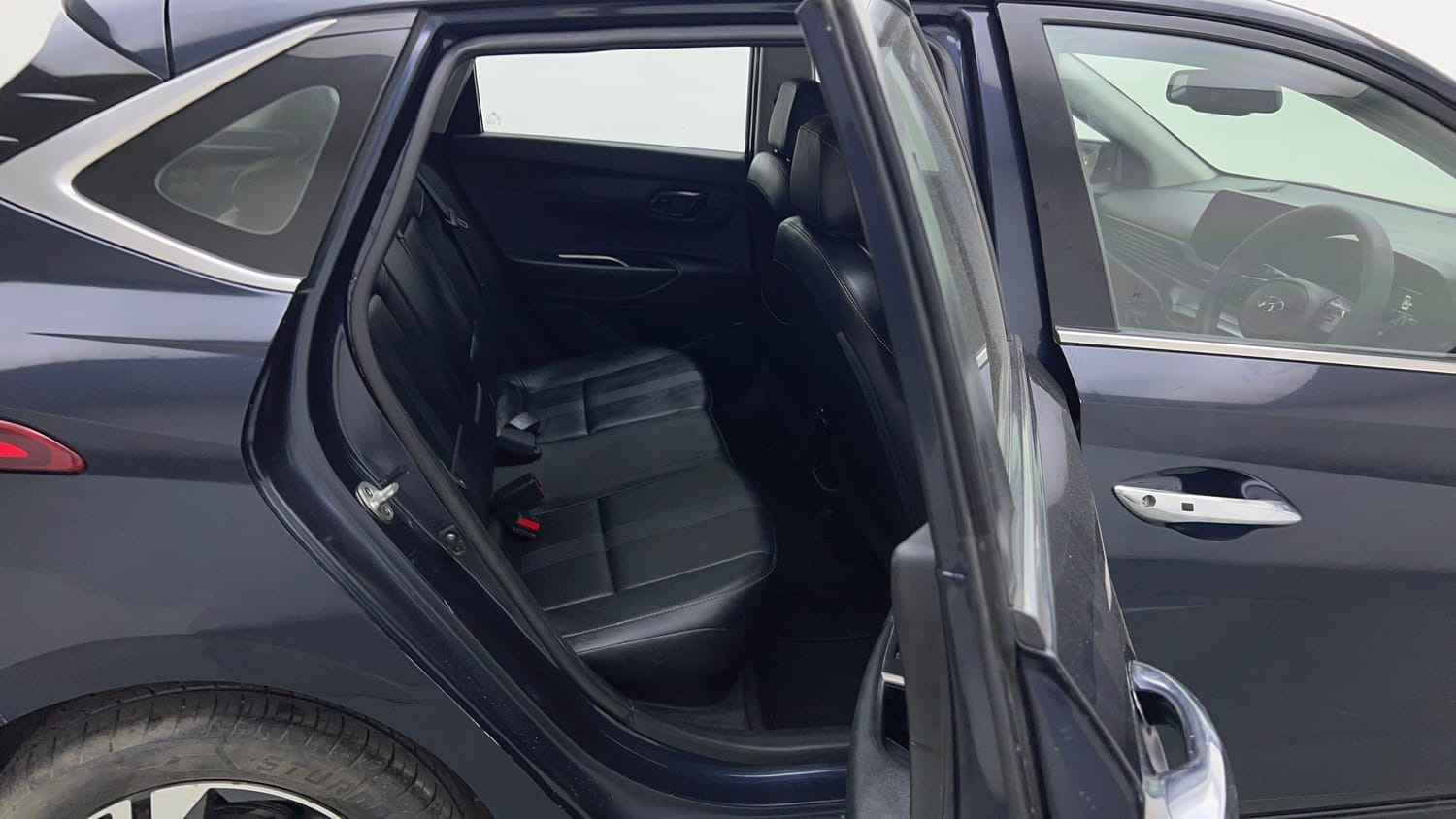 Used 2022 Hyundai New i20 Asta (O) 1.0 Turbo DCT Petrol Automatic interior RIGHT SIDE REAR DOOR CABIN VIEW