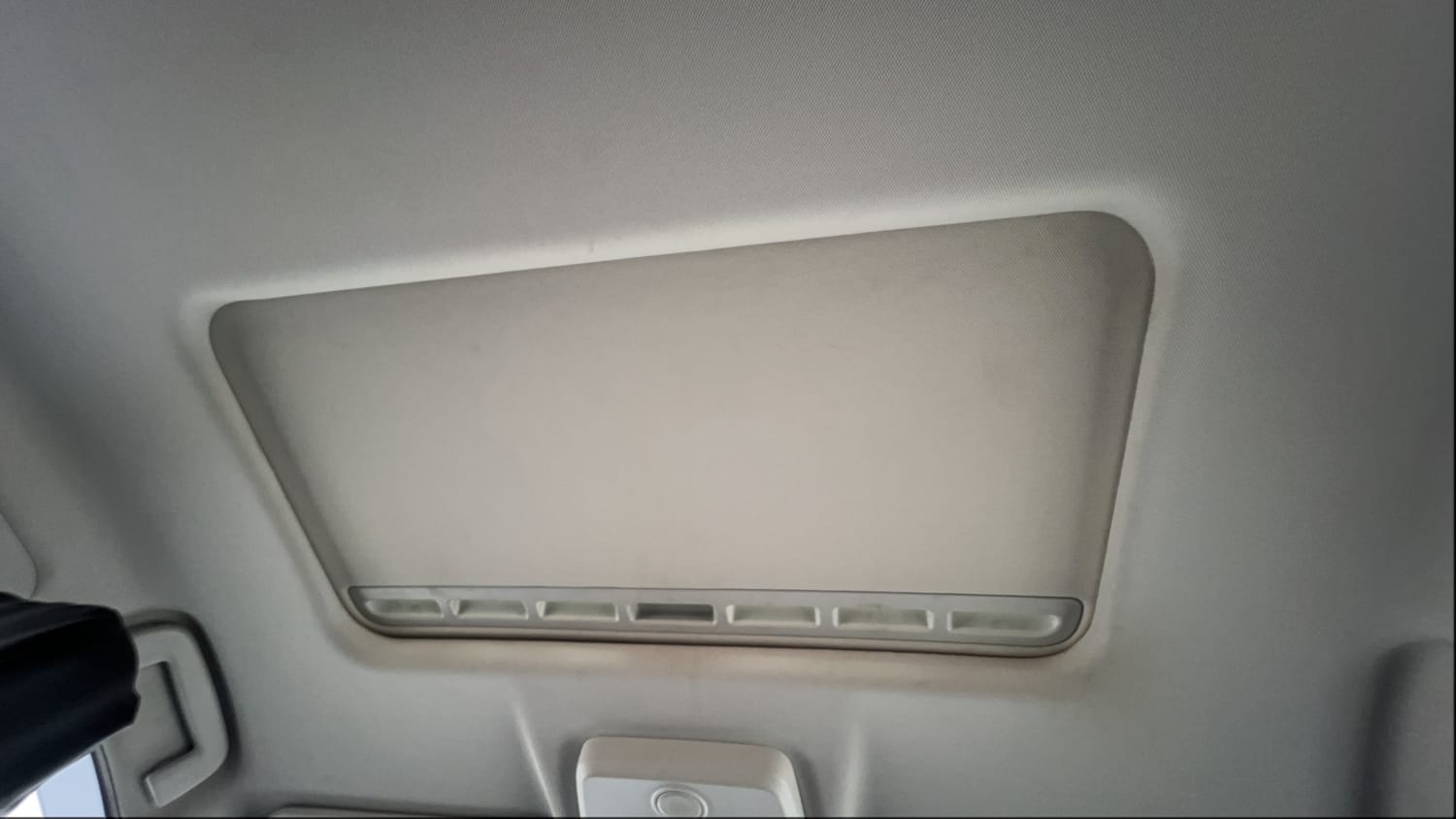 Used 2023 Tata Nexon XM (S) Petrol Manual top_features Sunroof