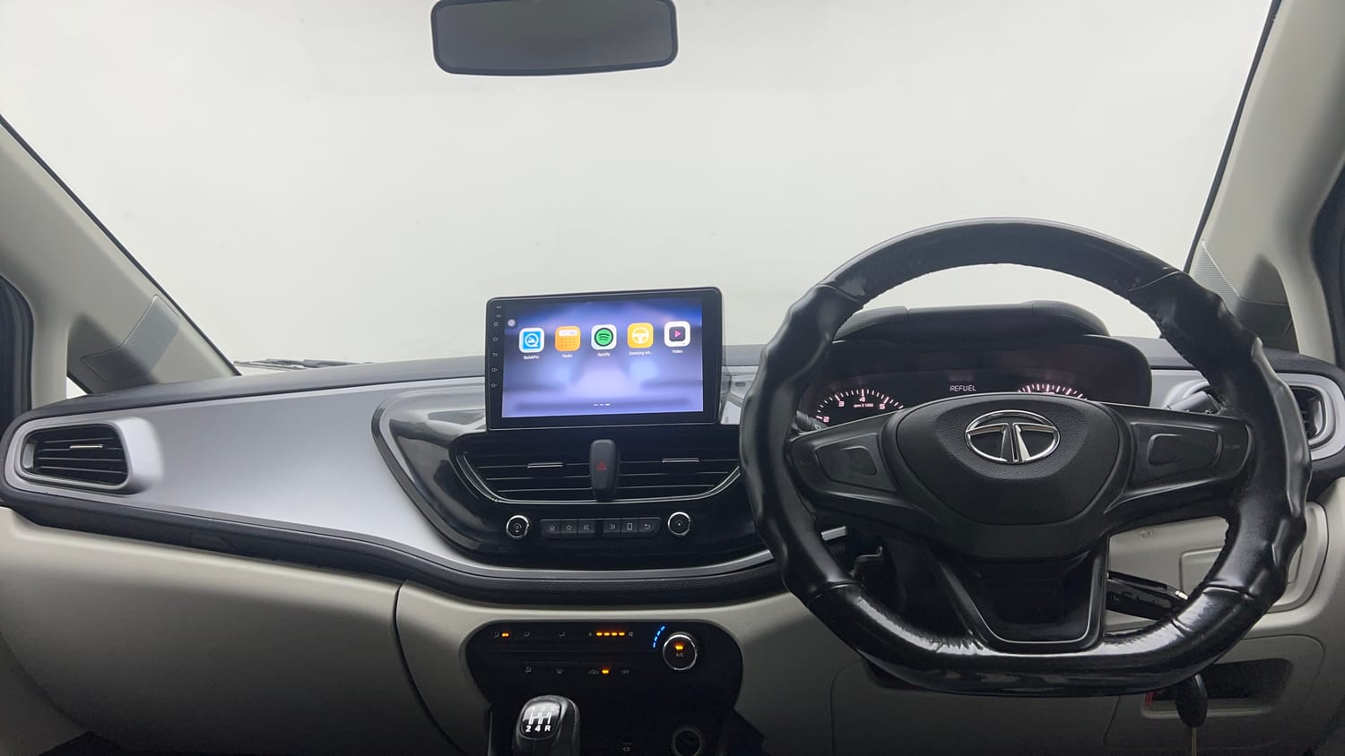 2022 Tata Altroz XE Plus Petrol-12