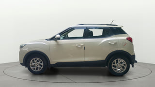 Used 2022 Mahindra XUV 300 W8 1.5 Diesel Diesel Manual exterior LEFT SIDE VIEW