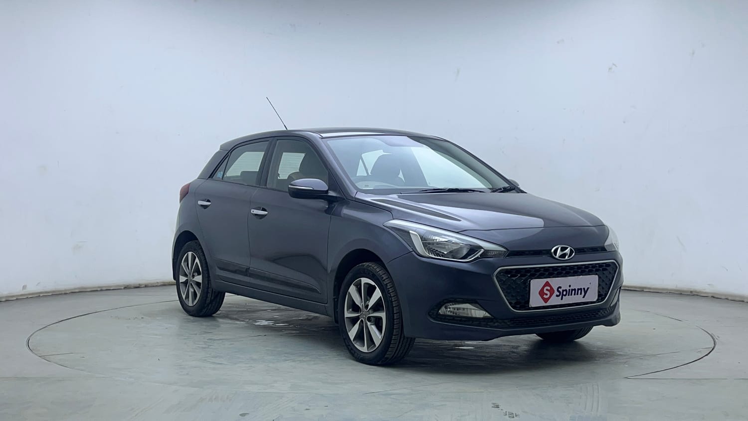 Used 2017 Hyundai Elite i20 Asta 1.2 Petrol Manual exterior RIGHT FRONT CORNER VIEW