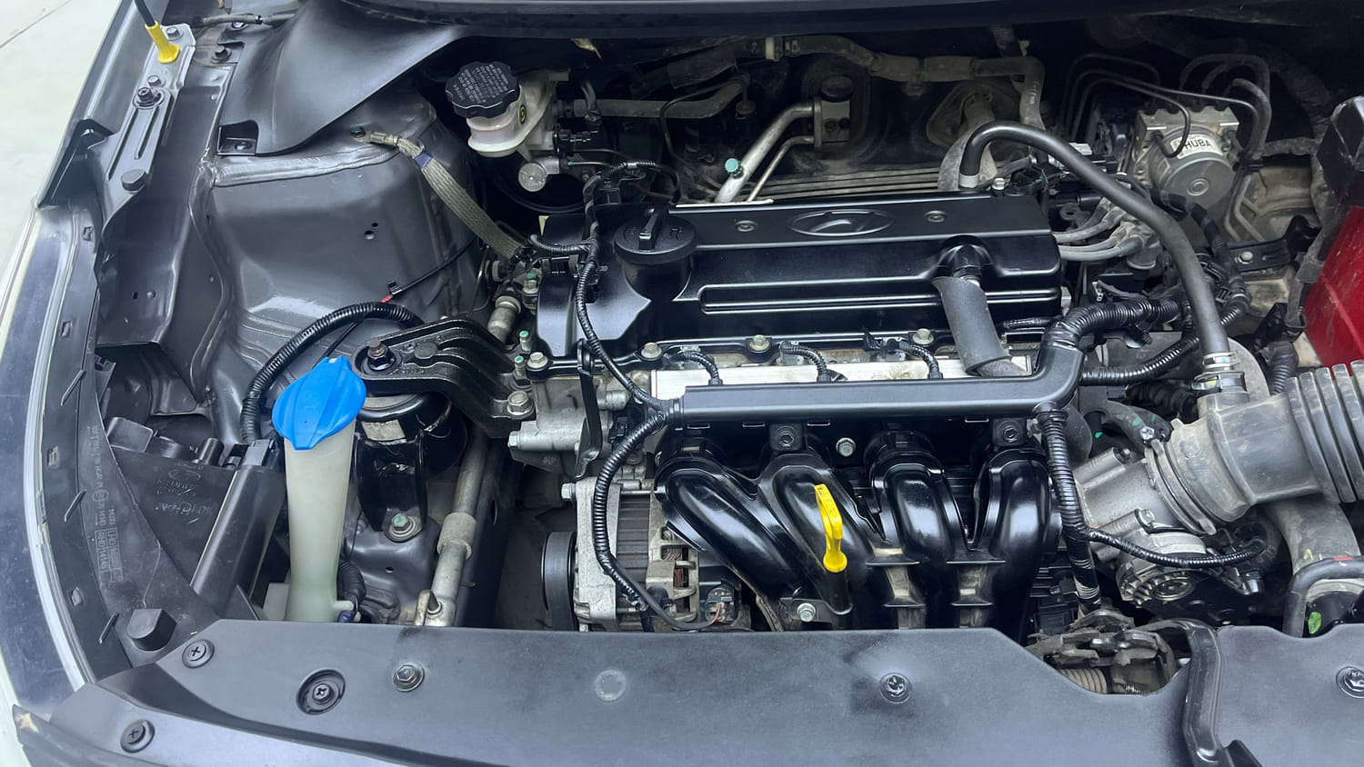 Used 2017 Hyundai Elite i20 Asta 1.2 Petrol Manual engine ENGINE RIGHT SIDE VIEW