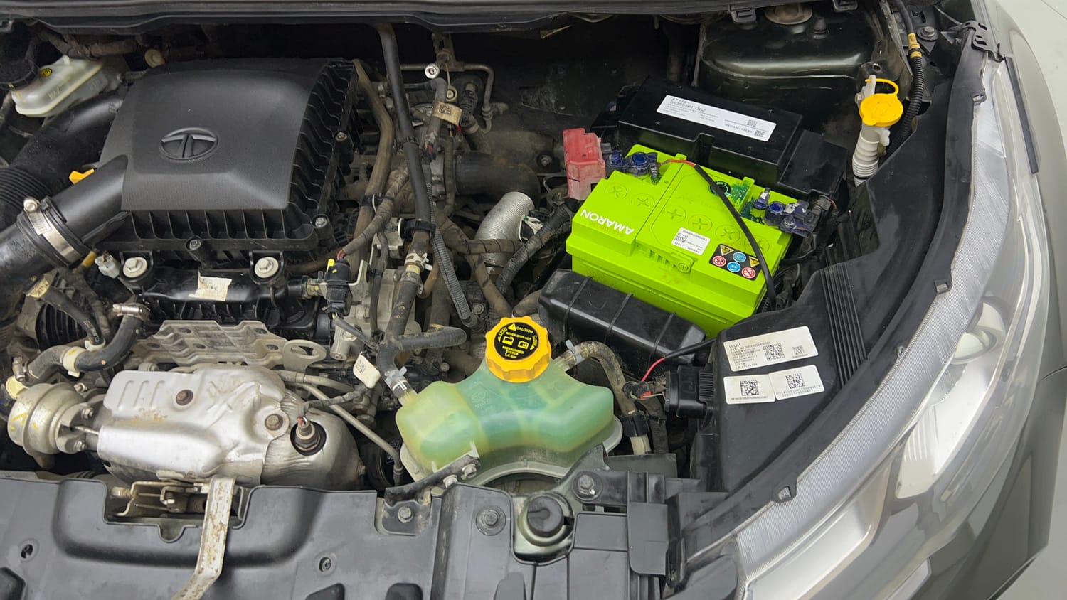 Used 2023 Tata Nexon XM (S) Petrol Manual engine ENGINE LEFT SIDE VIEW