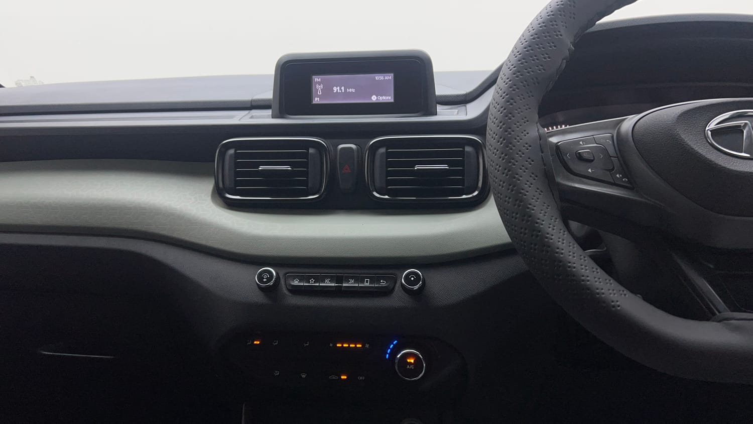 Used 2022 Tata Punch Adventure AMT Petrol Automatic interior MUSIC SYSTEM & AC CONTROL VIEW