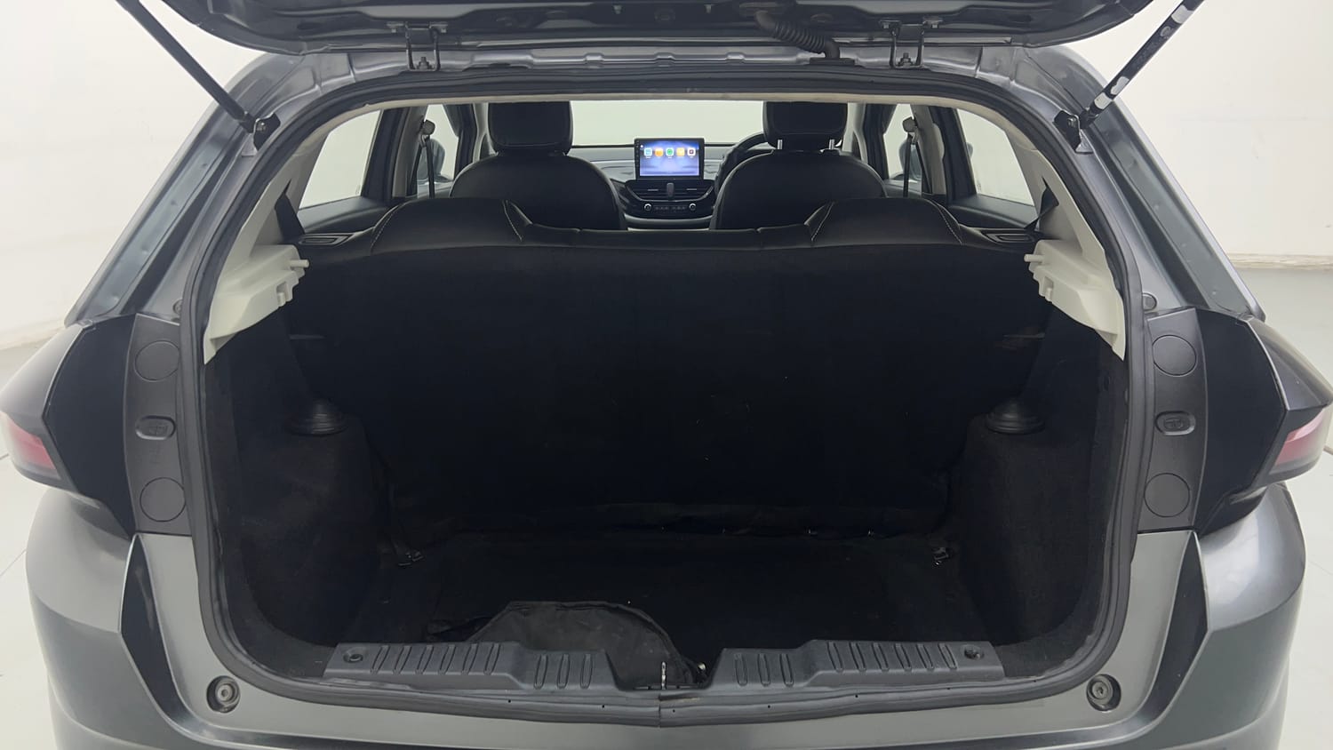 2022 Tata Altroz XE Plus Petrol-25