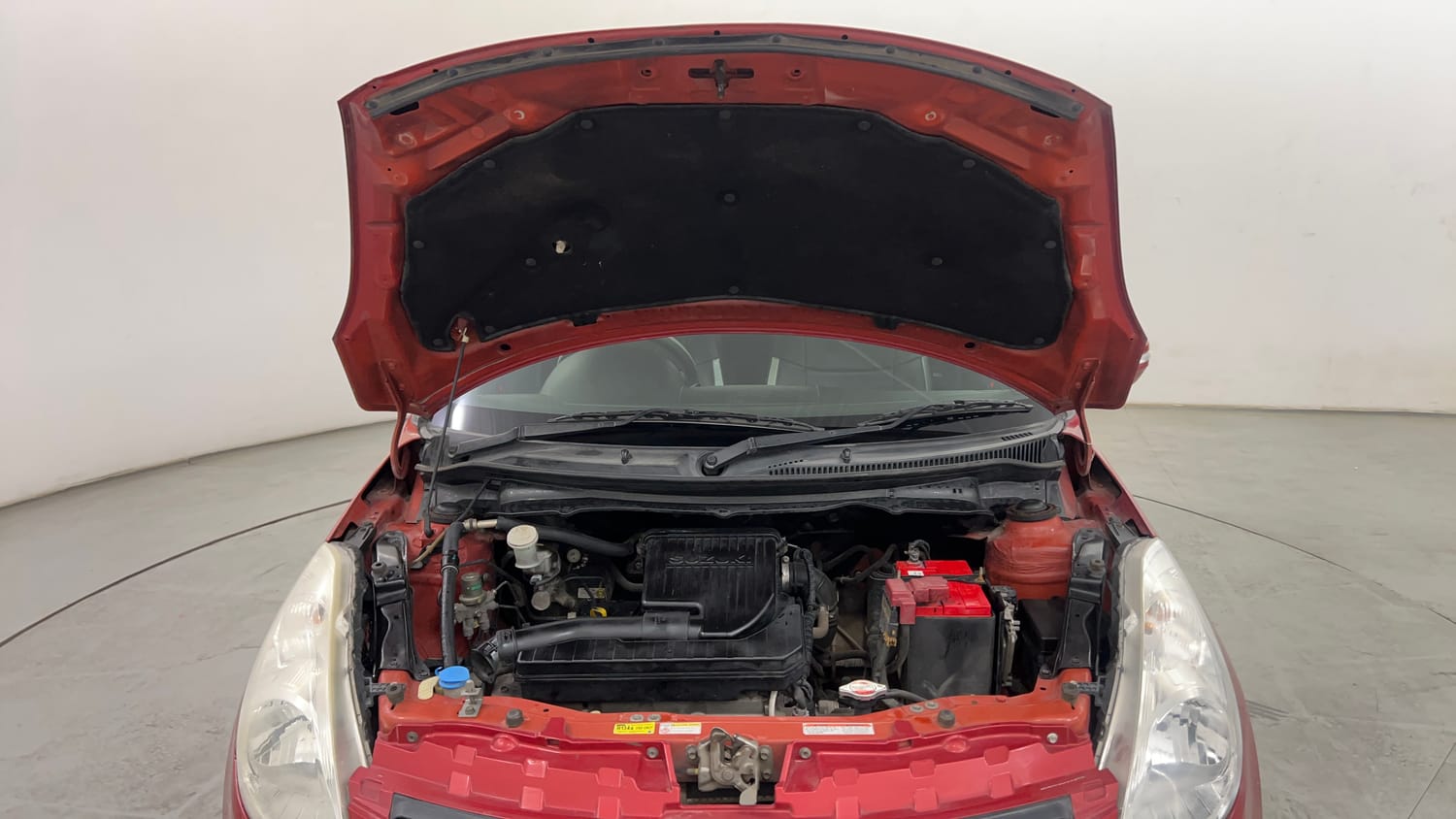 Used 2014 Maruti Suzuki Swift VXi Petrol Manual engine ENGINE & BONNET OPEN FRONT VIEW