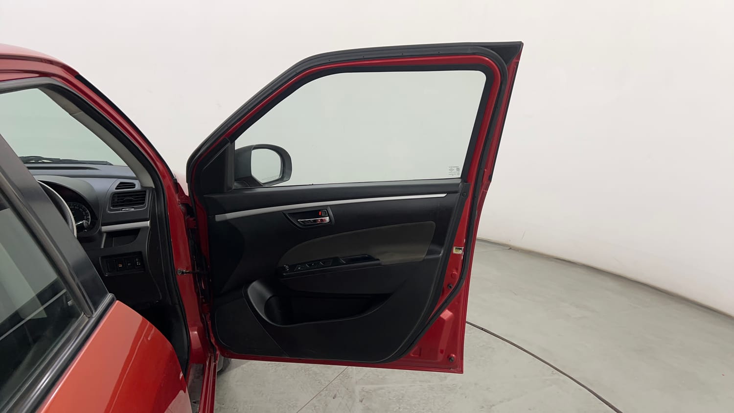 Used 2014 Maruti Suzuki Swift VXi Petrol Manual interior RIGHT FRONT DOOR OPEN VIEW