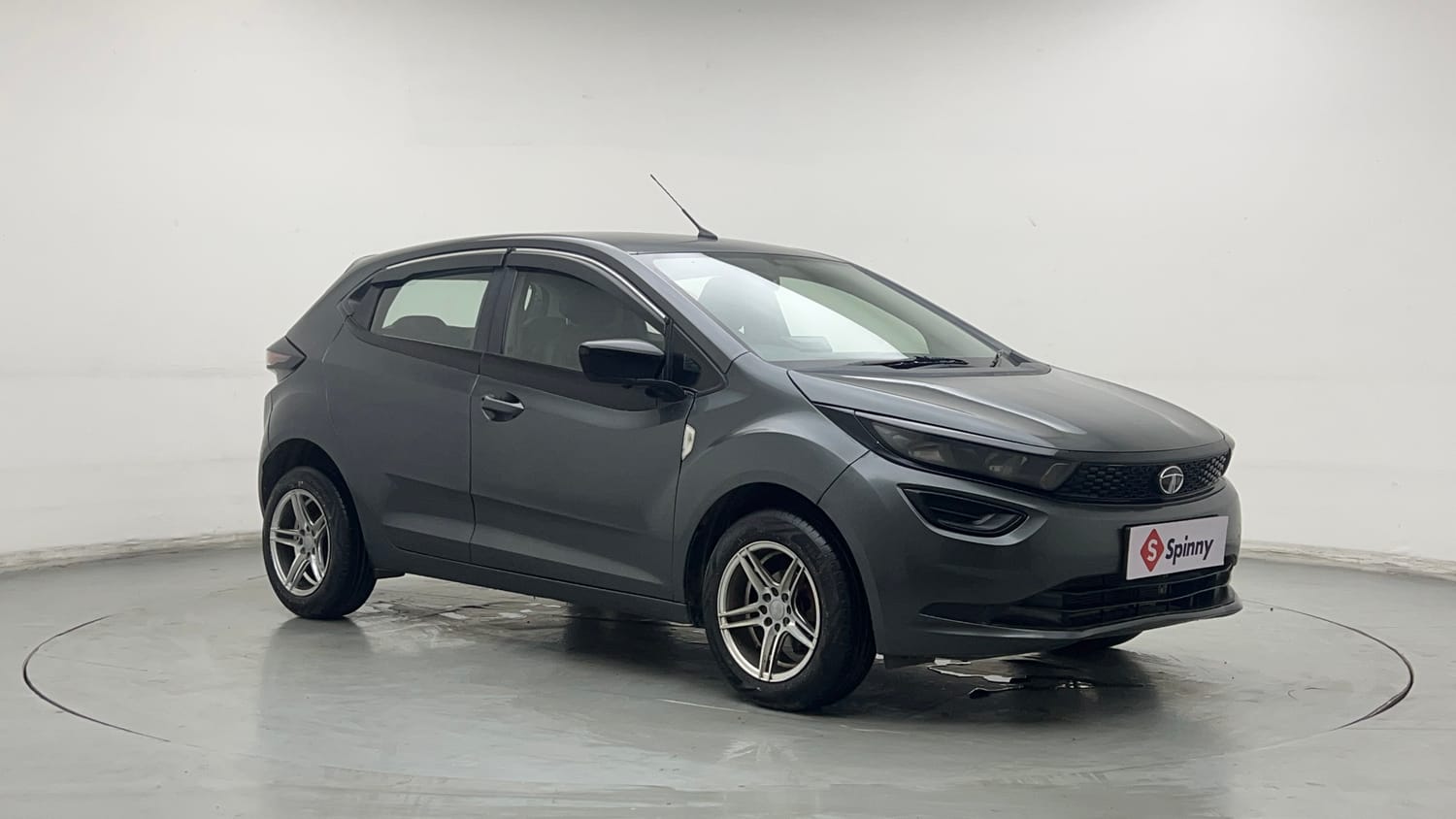 2022 Tata Altroz XE Plus Petrol-6