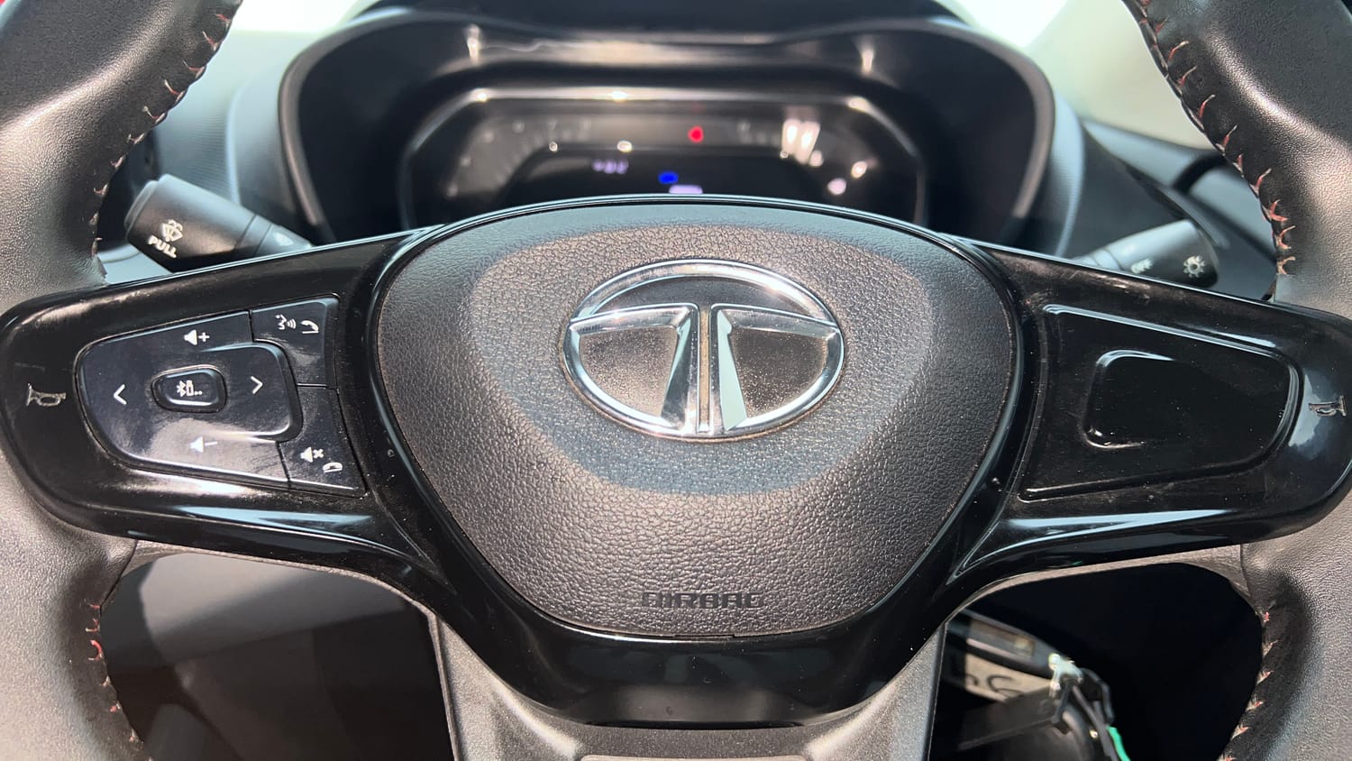 Used 2023 Tata Nexon XM (S) Petrol Manual top_features Steering mounted controls