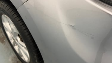 minor_scratch_0