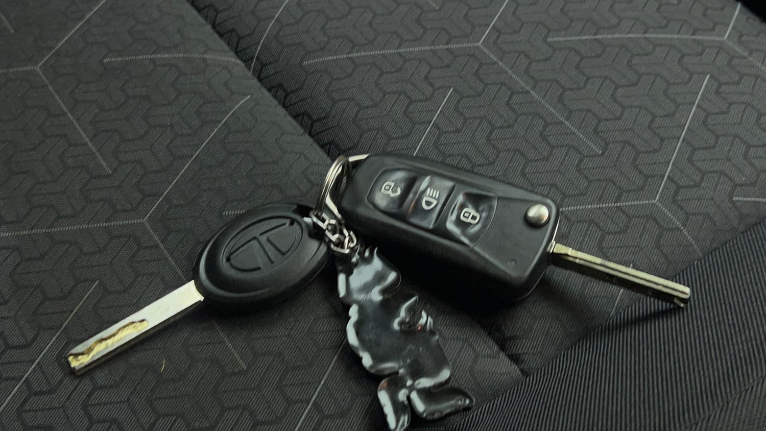 Used 2022 Tata Punch Adventure AMT Petrol Automatic extra CAR KEY VIEW