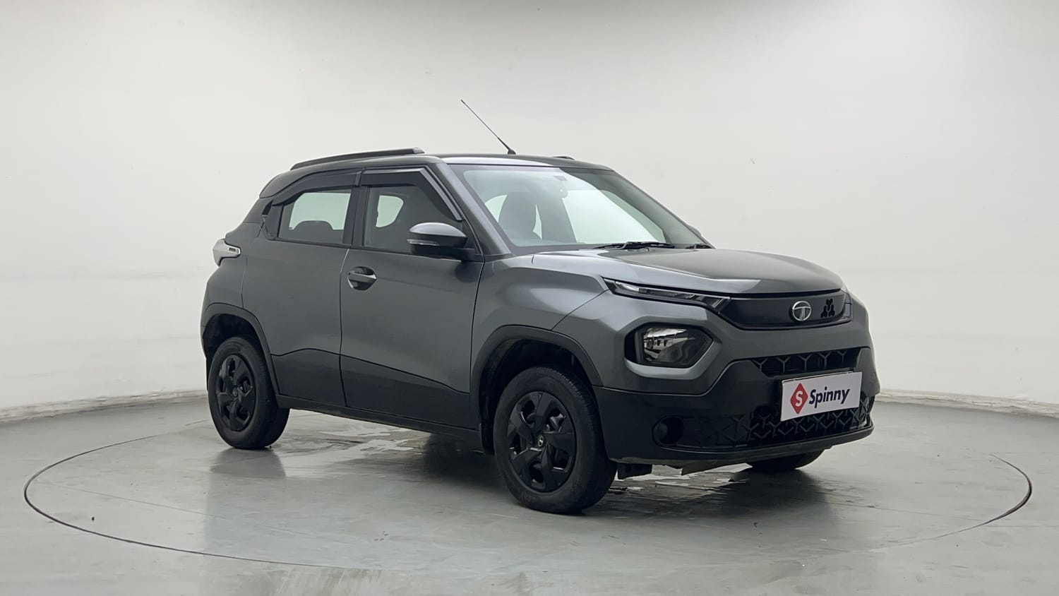 Used 2022 Tata Punch Adventure AMT Petrol Automatic exterior RIGHT FRONT CORNER VIEW