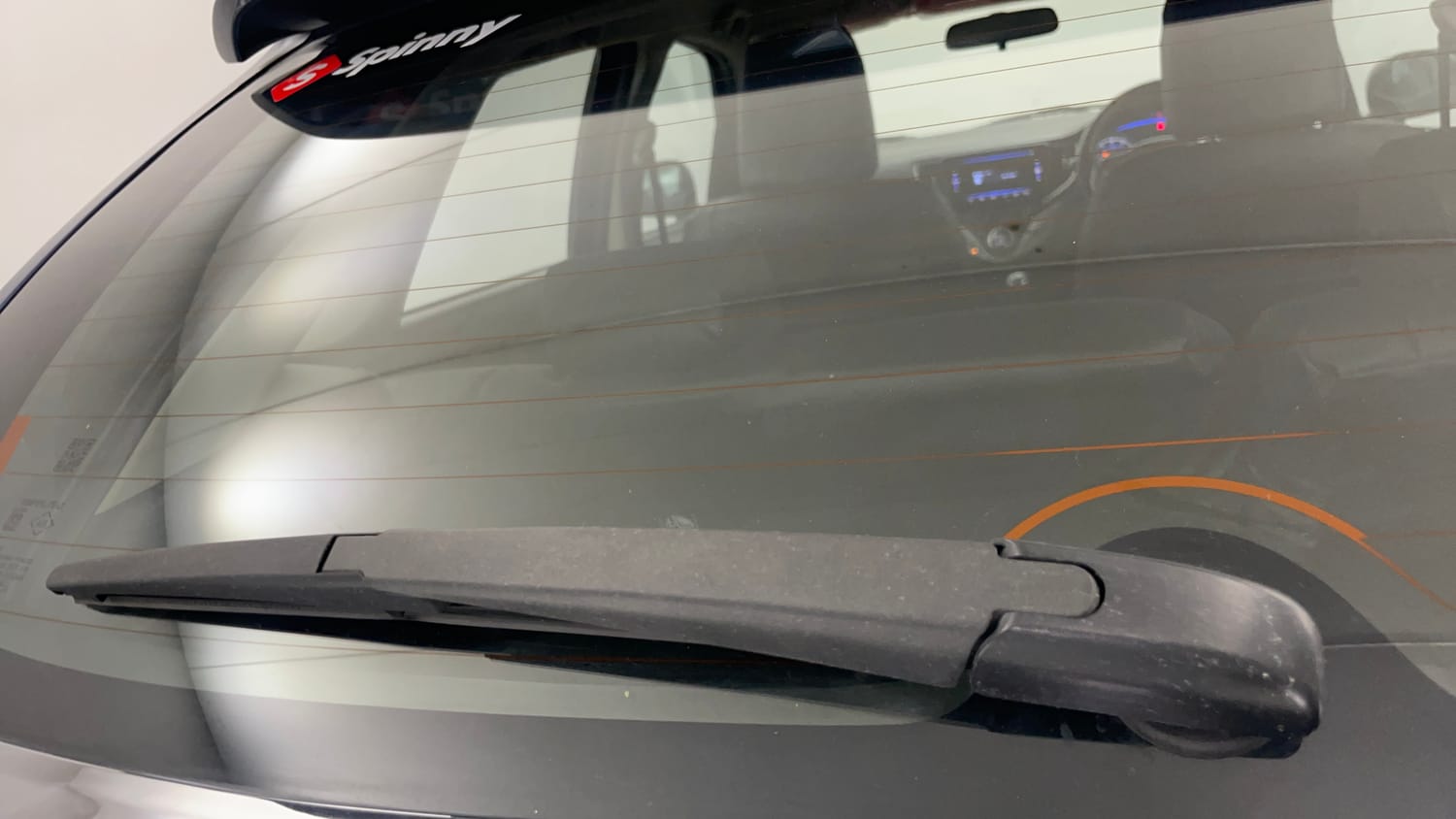 Used 2019 Maruti Suzuki Baleno Delta 1.2 Petrol Manual top_features Rear wiper