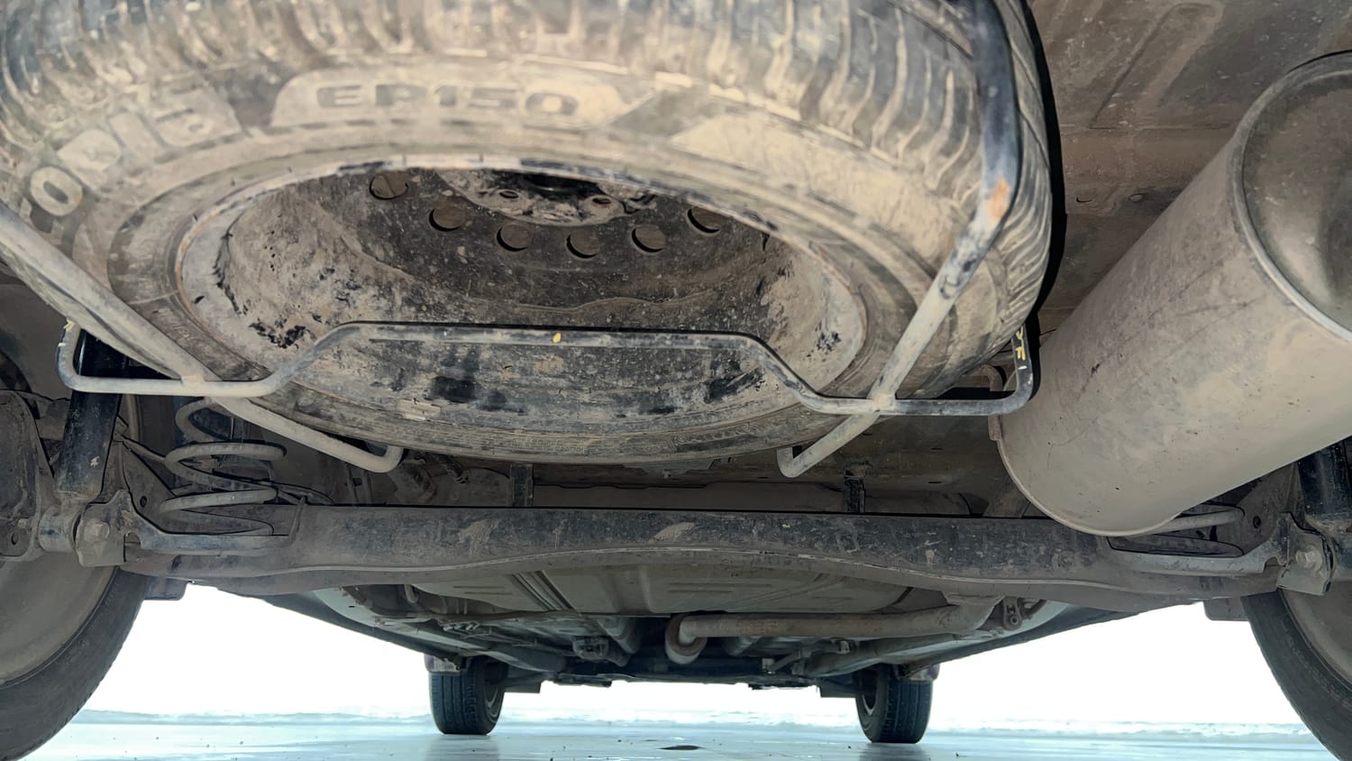 Used 2022 Maruti Suzuki Ertiga ZXi Plus Petrol Manual extra REAR UNDERBODY VIEW (TAKEN FROM REAR)