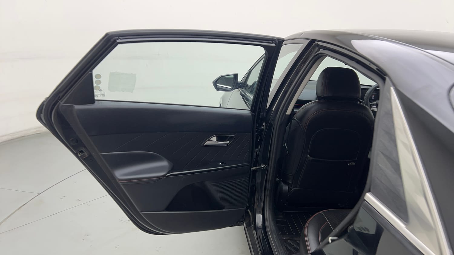 Used 2023 Hyundai Verna SX 1.5 Turbo Petrol MT Petrol Manual interior LEFT REAR DOOR OPEN VIEW