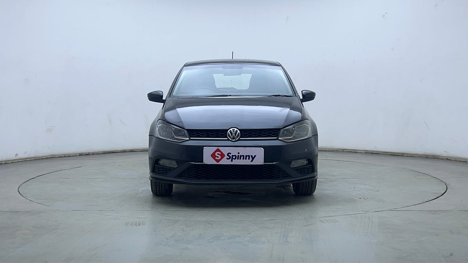Used 2021 Volkswagen Polo Comfortline 1.0L MPI Petrol Manual exterior FRONT VIEW