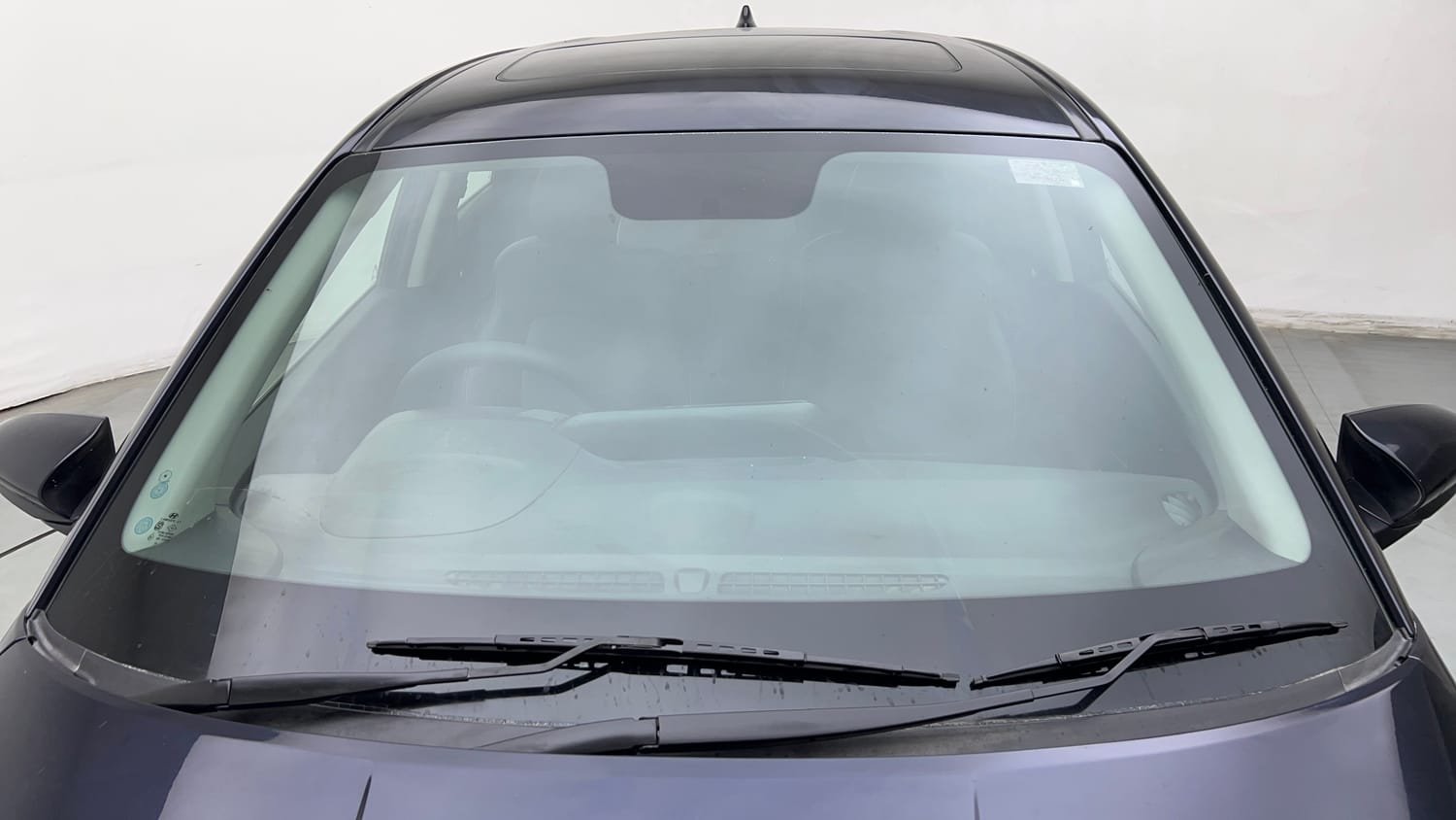 Used 2022 Hyundai New i20 Asta (O) 1.0 Turbo DCT Petrol Automatic exterior FRONT WINDSHIELD VIEW